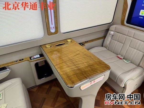 房车网 红旗国悦4S店 新款红旗国悦7座房车(45-98万)
