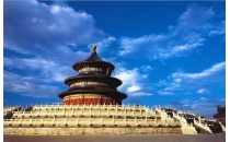旅游市场火热激发消费潜力