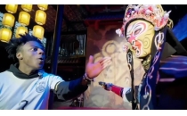 千笔楼｜不戴滤镜看中国，何以成&ldquo;甲亢哥&rdquo;的流量密码？