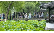 暑期旅游高峰来临：亲子家庭是出游主力军，大学生&ldquo;特种兵式&rdquo;旅游热度下降