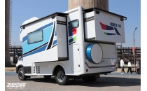 6.5T进口依维柯底盘，价格战下的升级之作，实拍威尼斯 V6 房车