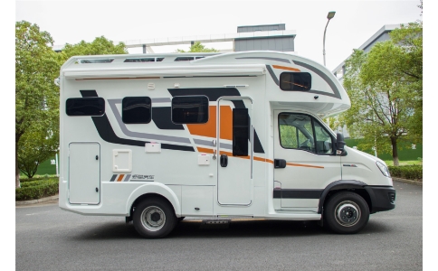 移动生活的品质之选，新星远见MAX房车，5月15日亮相成都房车展