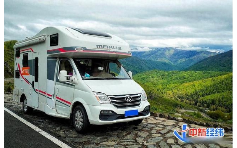 “80岁开房车”，银发族为何爱上旅居？