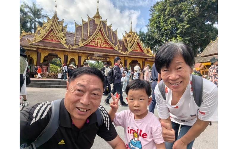 游览云南西双版纳傣族自治州景洪市曼听御花园 曼听公园3-1