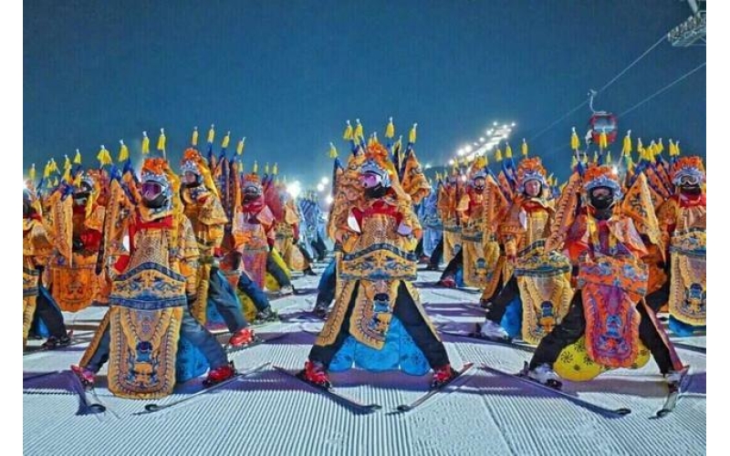 东北文旅一到冬天就“杀疯了”！国风+冰雪运动你见过吗？