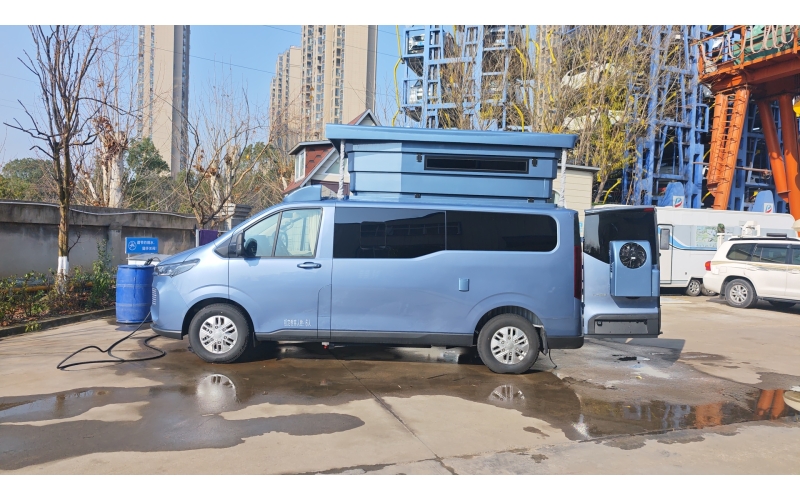 国内最小房车新设计，小身板藏大惊喜，这设计绝了！