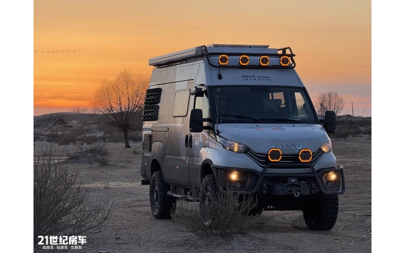 不报废！全时四驱B 型房车！旅美意大利 NEW DAILY 4X4漫步系列